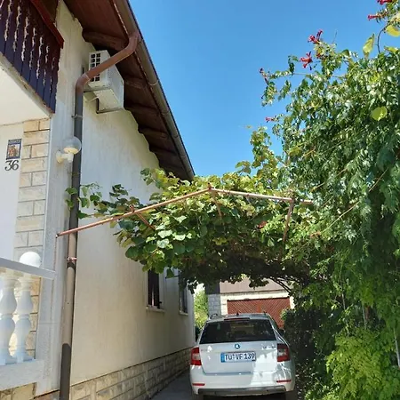 Mir Apartment *